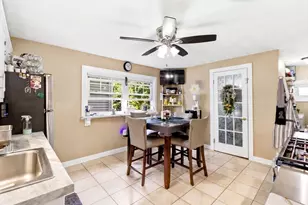 11-13 Victoria St, Revere, MA 02151 - Photo 27