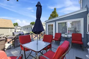 11-13 Victoria St, Revere, MA 02151 - Photo 11