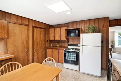 25 Cumner Ave, Melrose, MA 02176 - Photo 23
