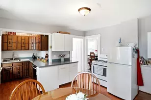 25 Cumner Ave, Melrose, MA 02176 - Photo 11
