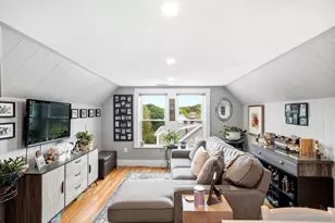 25 Cumner Ave, Melrose, MA 02176 - Photo 29