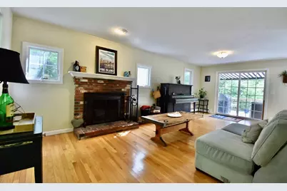 5 Eleanor La, Charlton, MA 01507 - Photo 15