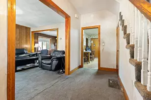 31 Sharon St, Medford, MA 02155 - Photo 7