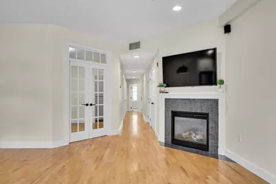 381 W Broadway #4, Boston, MA 02127 - Photo 5