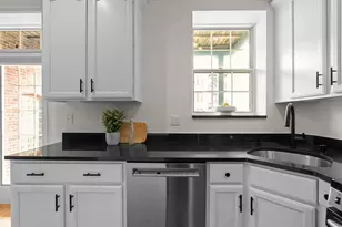 381 W Broadway, Boston, MA 02127 - Photo 7
