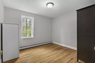 352 Durfee St, Southbridge, MA 01550 - Photo 15