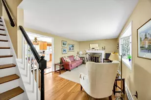 27 Sandpiper Cir, Falmouth, MA 02536 - Photo 19