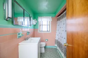 85 Elm St, Quincy, MA 02169 - Photo 19