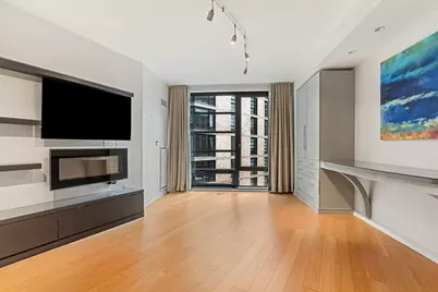 580 Washington St #5E, Boston, MA 02111 - Photo 5