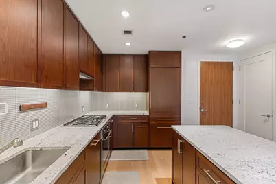 580 Washington St #5E, Boston, MA 02111 - Photo 3