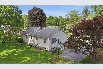 28 Northway Dr, Springfield, MA 01119 - Photo 3