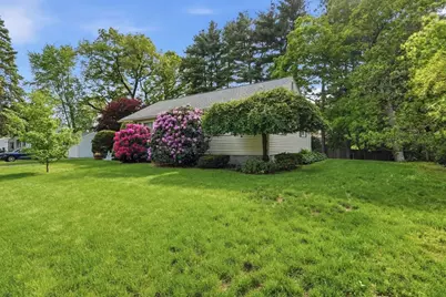 28 Northway Dr, Springfield, MA 01119 - Photo 7