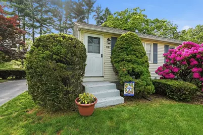 28 Northway Dr, Springfield, MA 01119 - Photo 9
