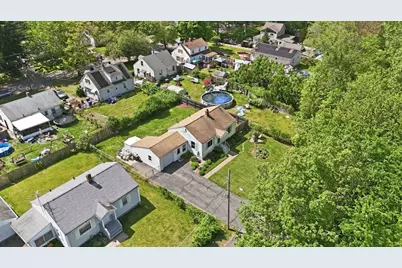 44 Harding St, Springfield, MA 01109 - Photo 33