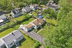 44 Harding St, Springfield, MA 01109 - Photo 33