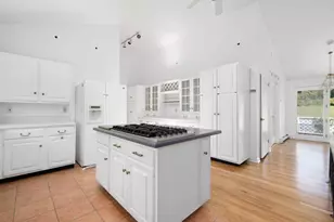 1157 Tucker Rd, Dartmouth, MA 02747 - Photo 9