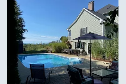 17 Lexington Dr, Belchertown, MA 01007 - Photo 3