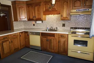 91 Gile St, Haverhill, MA 01830 - Photo 5