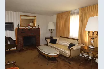 91 Gile St, Haverhill, MA 01830 - Photo 3