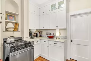 336 Beacon St, Boston, MA 02116 - Photo 5