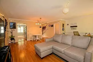 117 Laurelwood Dr, Hopedale, MA 01747 - Photo 3