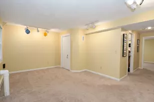117 Laurelwood Dr, Hopedale, MA 01747 - Photo 25