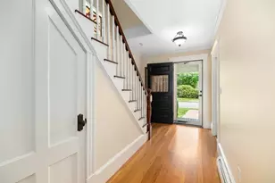 142 Asbury St, Hamilton, MA 01982 - Photo 5