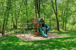 11 Longmeadow Rd, Medfield, MA 02052 - Photo 31