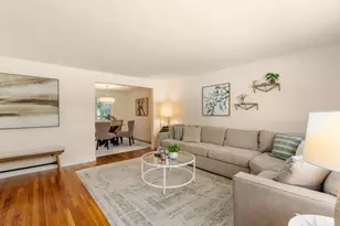 11 Longmeadow Rd, Medfield, MA 02052 - Photo 5