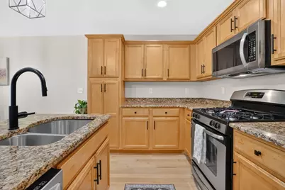 353 Fuller St #4, Ludlow, MA 01056 - Photo 9
