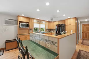 104 Dudley St, Marlborough, MA 01752 - Photo 11