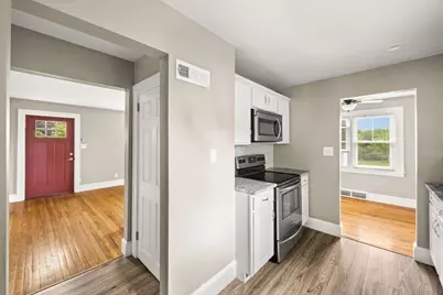 89 School St, Middleborough, MA 02346 - Photo 9