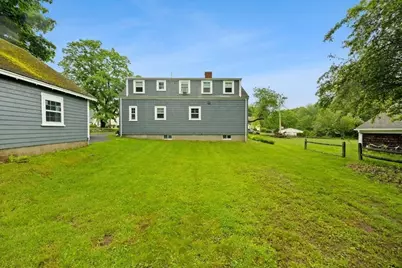 89 School St, Middleborough, MA 02346 - Photo 3