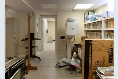 601 Pleasant St, Brockton, MA 02301 - Photo 7