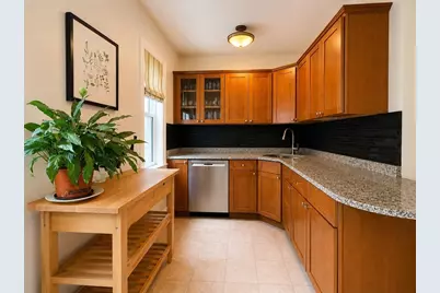 29 Elston #2, Somerville, MA 02144 - Photo 7