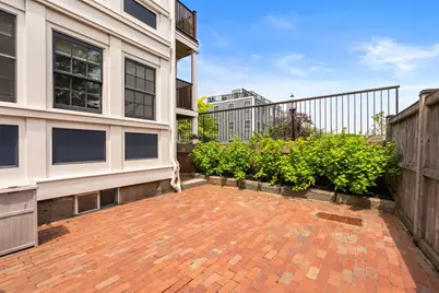 21 Prospect St #1, Boston, MA 02129 - Photo 21