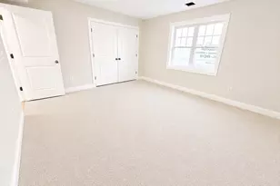36 Van Buren St, Taunton, MA 02780 - Photo 9