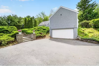 57 Center St, Groveland, MA 01834 - Photo 27
