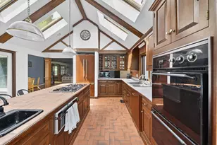 57 Center St, Groveland, MA 01834 - Photo 13
