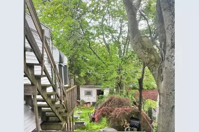 105 Lexington St, Boston, MA 02128 - Photo 11