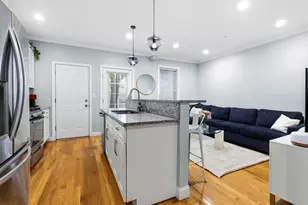 242 W Fifth St, Boston, MA 02127 - Photo 7