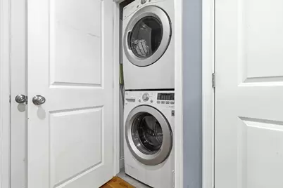 242 W 5th St #1, Boston, MA 02127 - Photo 17