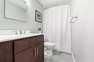 242 W Fifth St, Boston, MA 02127 - Photo 15