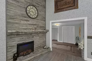 77 Glendale Rd, Agawam, MA 01001 - Photo 13