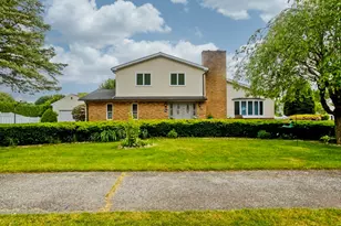 77 Glendale Rd, Agawam, MA 01001 - Photo 1