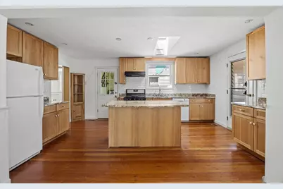 7 Grove St, Wareham, MA 02571 - Photo 7