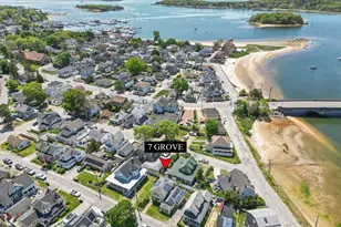 7 Grove St, Wareham, MA 02571 - Photo 3