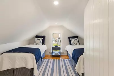 2 Harrison Ave, Gloucester, MA 01930 - Photo 23
