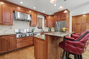 83 Beacon, Boston, MA 02136 - Photo 11