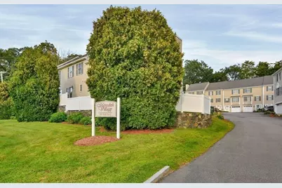 197 High St #2, Andover, MA 01810 - Photo 3